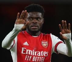 托马斯被指控强奸！电讯报：阿森纳知道情况&amp;近3年仍安排球员上场